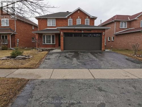 16 Cochrane Avenue, Brampton (Heart Lake East), ON, L6Z4J4 | Card Image