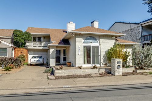 820 Pavillion St, Dallas, TX, 75204-5511 | Card Image
