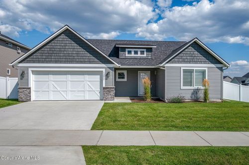 13017 N Cavanaugh Dr, Rathdrum, ID, 83858-5221 | Card Image