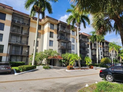 apt-206a-5570 Nw 44th St, Lauderhill, FL, 33319-6153 | Card Image
