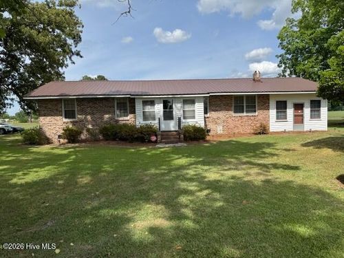 666 Faith Rd, Pembroke, NC, 28372-8482 | Card Image