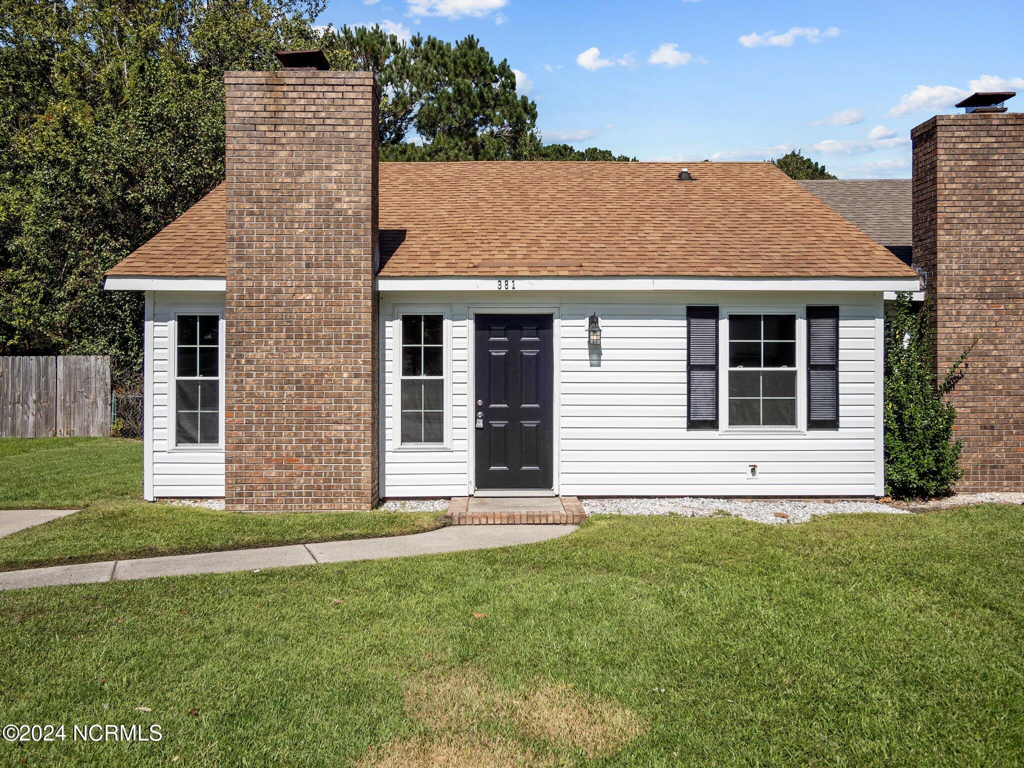 Frances St, Jacksonville, NC 28546