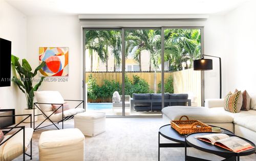 3110-3110 Elizabeth St, Miami, FL, 33133-4409 | Card Image