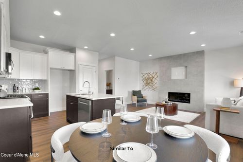 661 N Creative Way, Post Falls, ID, 83854 | Card Image