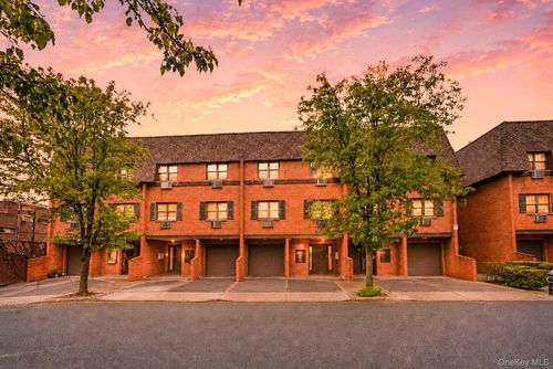 203-220-80 64th Avenue, New York, NY, 11364 | Card Image