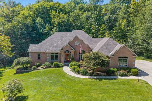 5052 Fox Haven Dr, Medina, OH, 44256-6706 | Card Image