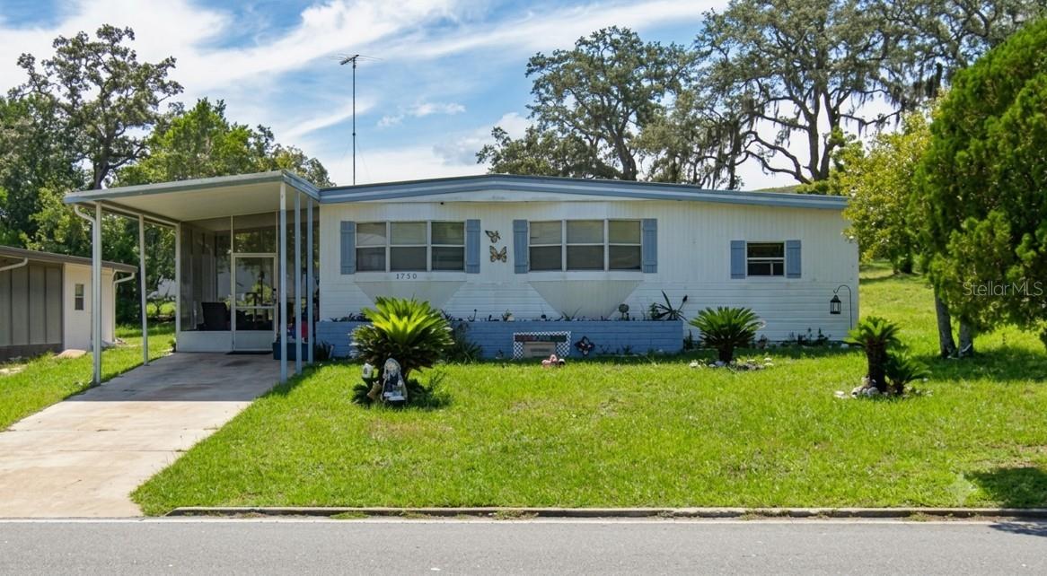 Residential in BROOKSVILLE