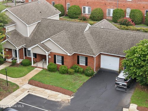 407 Willows Ct, Washington, NC, 27889-4875 | Card Image