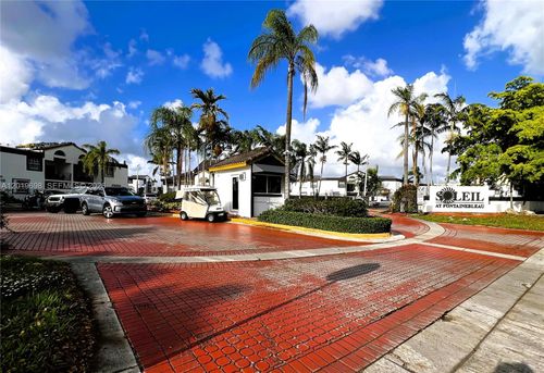e209-9715 Fontainebleau Blvd, Miami, FL, 33172-6704 | Card Image