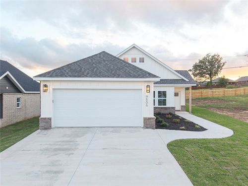 9506 Ash Place, Fort Smith, AR, 72916 | Card Image