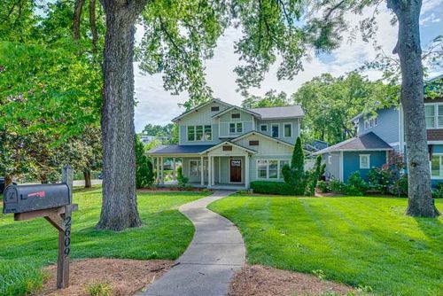 2609 Vaulx Ln, Nashville, TN, 37204-2631 | Card Image