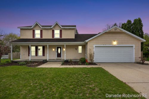 3460 Sunnyhill St, Rockford, MI, 49341-8564 | Card Image