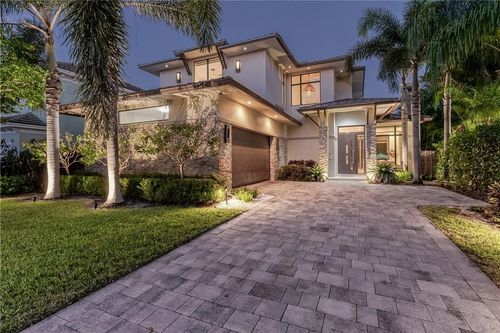404 Ne 13th Ave, Fort Lauderdale, FL, 33301-1242 | Card Image