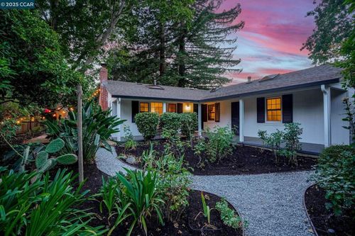 4120 Alhambra Way, Martinez, CA, 94553-3924 | Card Image