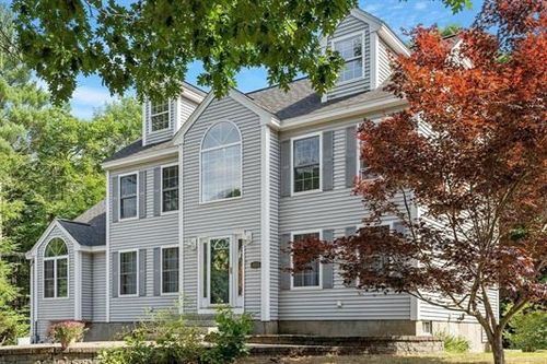 57 Compromise Ln, Sandown, NH, 03873-2063 | Card Image