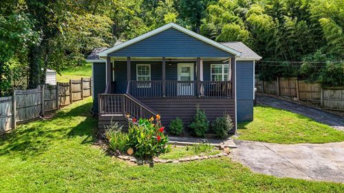 700 Runyan Dr, Chattanooga, TN, 37405-1202 | Card Image