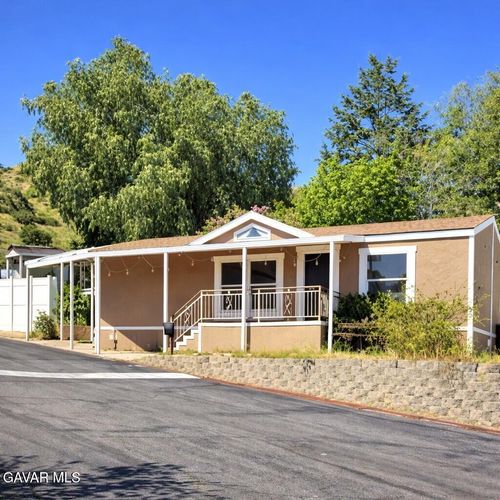 31-30000 Hasley Canyon Rd, Castaic, CA, 91384-3217 | Card Image