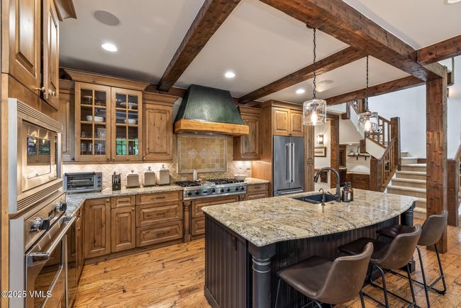 922 June Creek Rd, Home with 3 bedrooms, 4 bathrooms and null parking in Edwards CO | Image 12