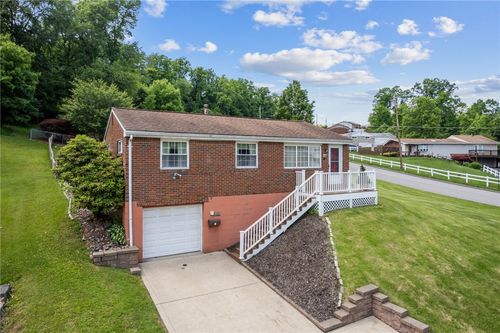 4879 Hialeah Dr, Pittsburgh, PA, 15239-2403 | Card Image