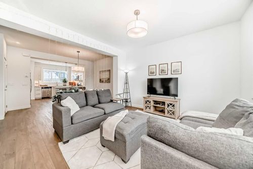 106 Dawson Harbour Grove, Chestermere, AB, T1X2S4 | Card Image