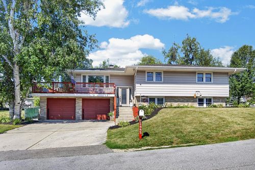 N2445 Fisk Drive, BLOOMFIELD, WI, 53105 | Card Image