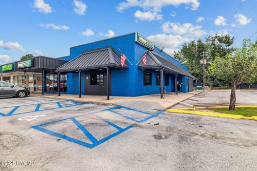 2532 Onslow Dr, Jacksonville, NC, 28540-5610 | Card Image
