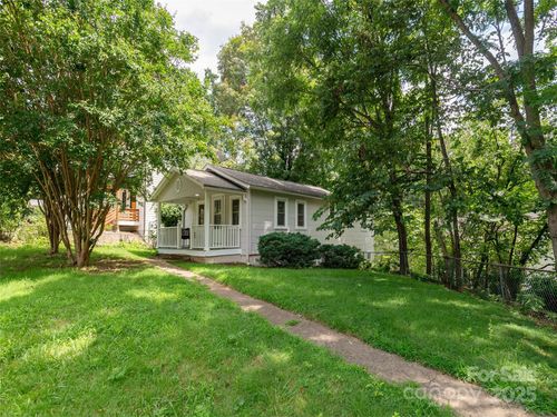 80 Pershing Rd, Asheville, NC, 28805-1912 | Card Image