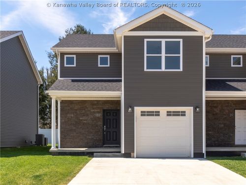 37 Jordan Dr, Winfield, WV, 25213-7140 | Card Image