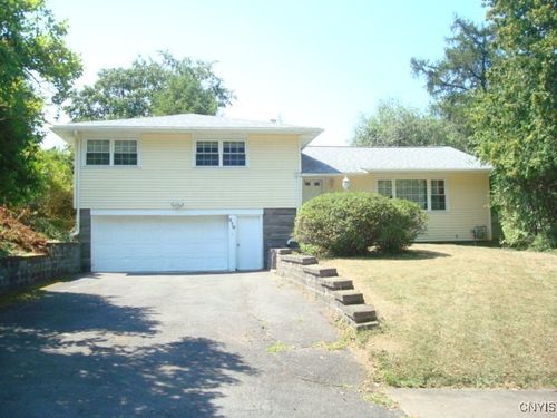 210 Hurlburt Rd, Syracuse, NY, 13224-1821 | Card Image