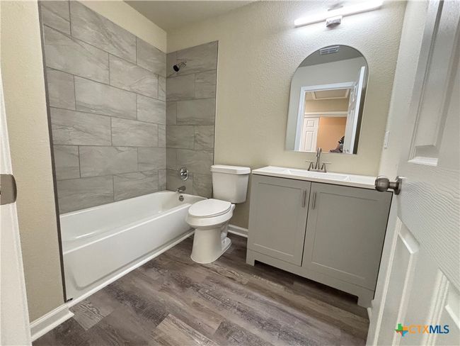 hall bath | Image 24