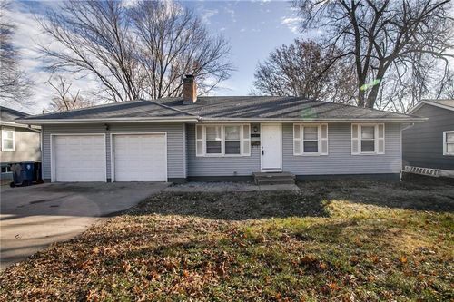 9203 James A Reed Road, Kansas City, MO, 64138 | Card Image