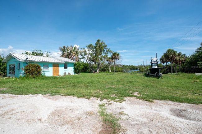 1999 Placida Rd, Home with 5 bedrooms, 3 bathrooms and null parking in Englewood FL | Image 17