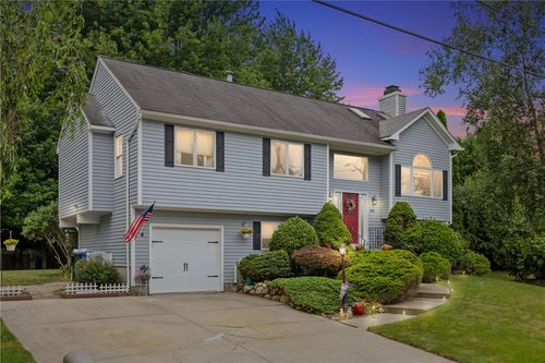 46 Canonchet Trail, Cranston, RI, 02921 | Card Image