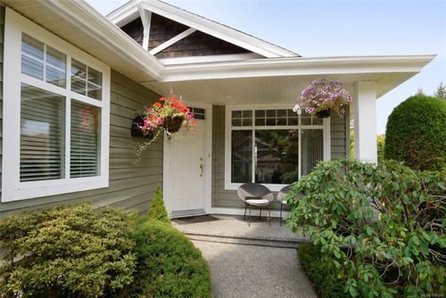 1369 Britannia Dr, Parksville, BC, V9P2Y2 | Card Image