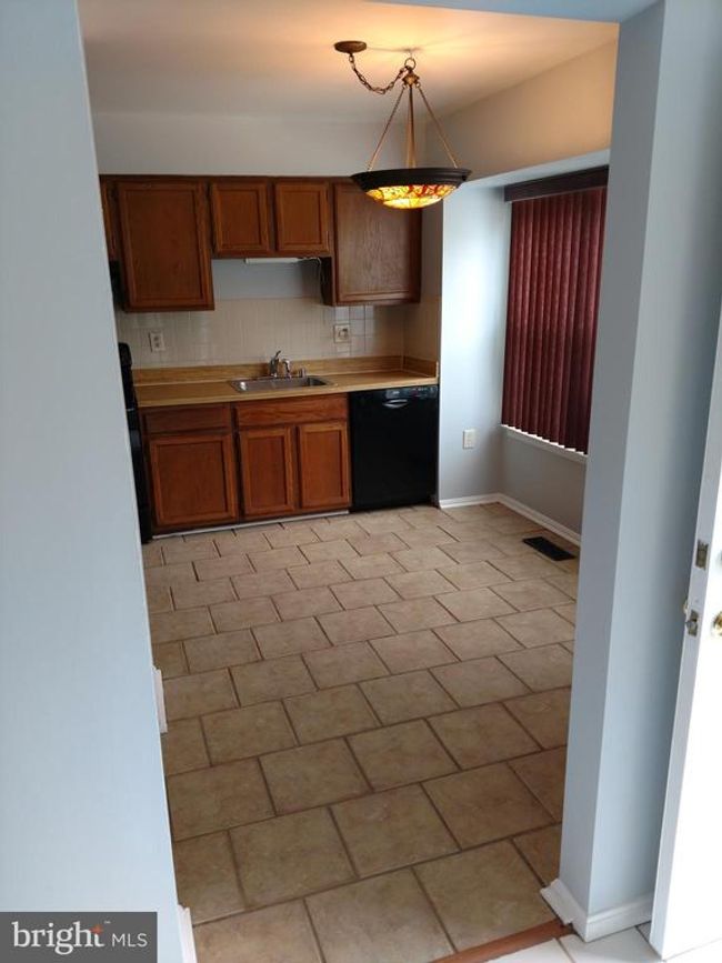 15205 Streamside Ct, Townhouse with 3 bedrooms, 4 bathrooms and null parking in DUMFRIES VA | Image 8