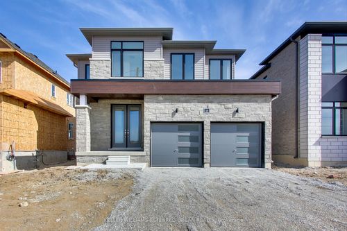 148 Union Blvd, Wasaga Beach, ON, L9Z0P1 | Card Image