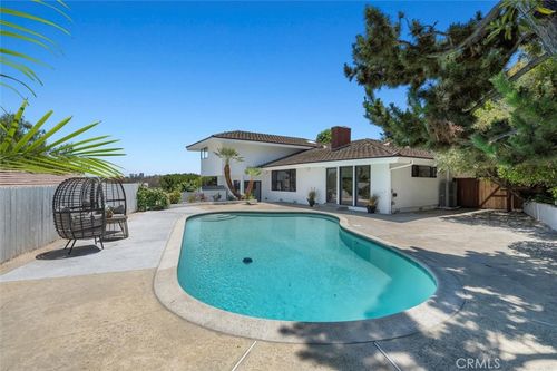 4515 Sugarhill Dr, Rolling Hills Estates, CA, 90274-1508 | Card Image