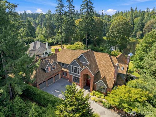 22119 Ne 140th Way, Woodinville, WA, 98077-7338 | Card Image