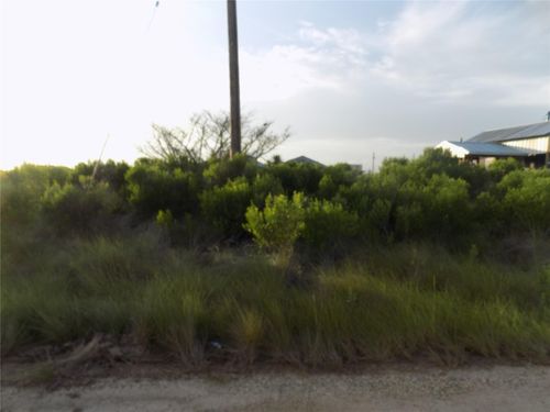14581 Barracuda, Sargent, TX, 77414 | Card Image