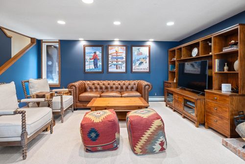 9-9 Pond View Rd, Winhall, VT, 05340 | Card Image