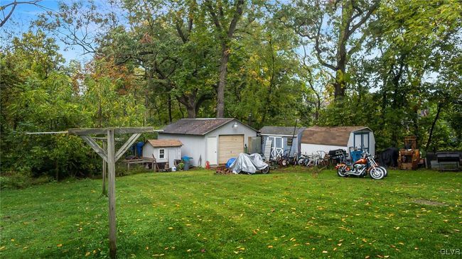 898 Browntown Rd, House other with 2 bedrooms, 1 bathrooms and null parking in Nazareth PA | Image 32
