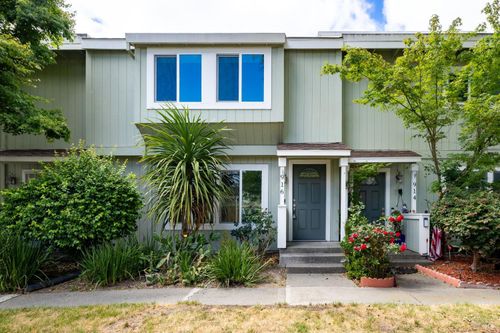 916 Sunnybrae Lane, Novato, CA, 94947 | Card Image