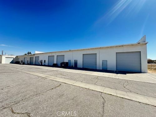 f-13580 Nomwaket Road, Apple Valley, CA, 92307 | Card Image