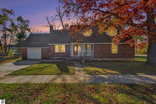 409 Plum St, Grayling, MI, 49738-1429 | Card Image