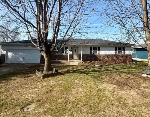 2030 Forest Dr, Carthage, MO, 64836-3640 | Card Image