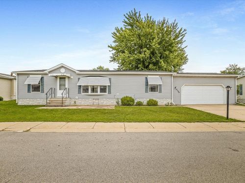 2134 Iris Ave, BELVIDERE, IL, 61008-6068 | Card Image