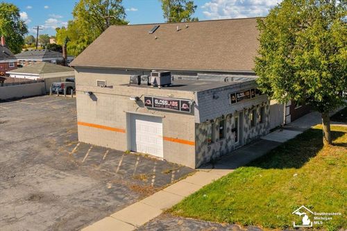 13117 Eureka Rd, Southgate, MI, 48195-1345 | Card Image