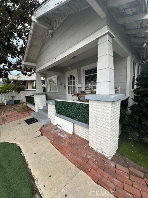1702 Freeman Ave, Long Beach, CA, 90804-1714 | Card Image