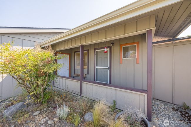 Garage entrance | Image 22