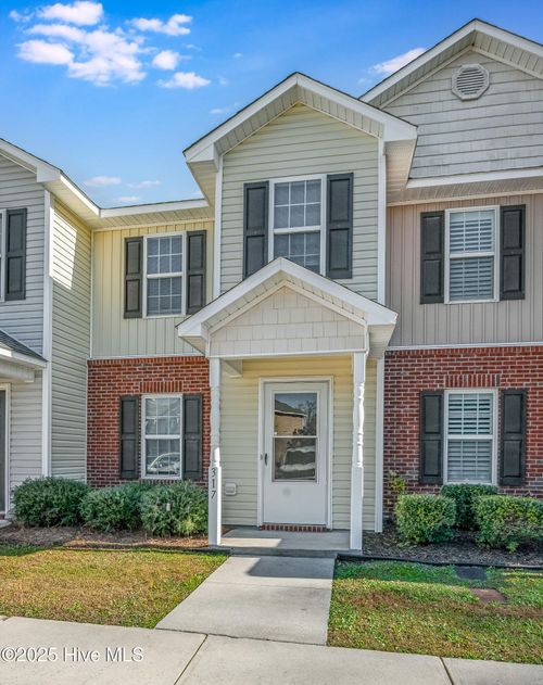 317 Glen Cannon Dr, Jacksonville, NC, 28546-8440 | Card Image